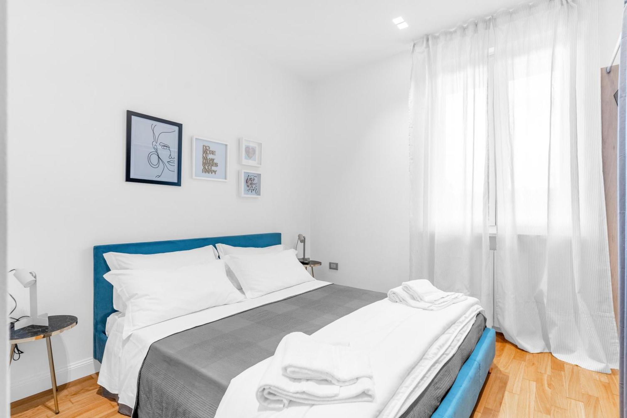 -Free Pool And Parking- Garda House Apartments 카스텔누보델가다 외부 사진